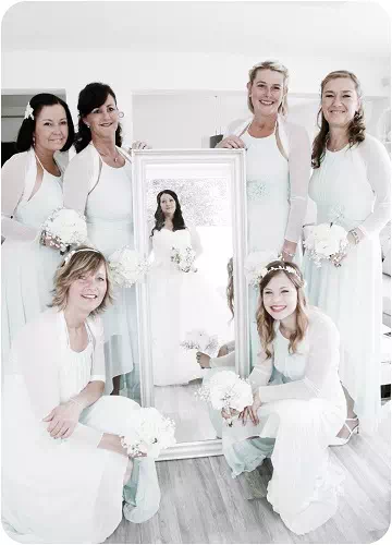 bridesmaids-vector design us, inc